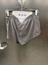Load image into Gallery viewer, Lulu Lemon Athletic Shorts Size Medium 6539
