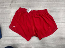 Load image into Gallery viewer, Lulu Lemon Athletic Shorts Size 7/8
