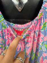 Load image into Gallery viewer, Lilly Pulitzer Maxi Dress Size Medium 108
