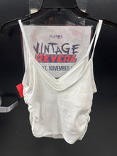 Load image into Gallery viewer, Vuori Athletic Top Size Small 071
