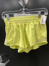 Load image into Gallery viewer, Lulu Lemon Athletic Shorts Size 3/4 0795
