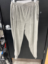 Load image into Gallery viewer, Skims Athletic Pants Size Large
