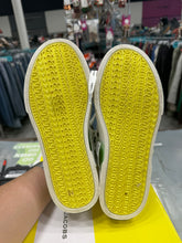 Load image into Gallery viewer, Marc Jacobs Womens Athletic Shoes Womens 5
