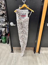 Load image into Gallery viewer, Veronica Beard Dress Size 2
