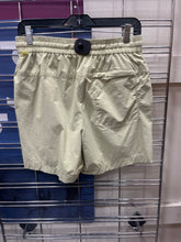 Load image into Gallery viewer, Lululemon Athletic Shorts Size Medium
