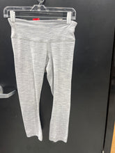 Load image into Gallery viewer, Lulu Lemon Athletic Pants Size Small 318
