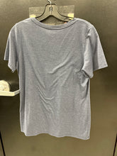 Load image into Gallery viewer, Nike T-shirt Size Medium
