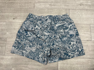 Lulu Lemon Athletic Shorts Size Large 9692