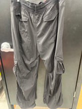 Load image into Gallery viewer, Lulu Lemon Athletic Pants Size Extra Large
