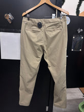 Load image into Gallery viewer, Lululemon Pants Size 32
