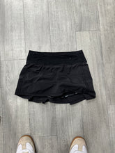 Load image into Gallery viewer, Lulu Lemon Athletic Shorts Size 2
