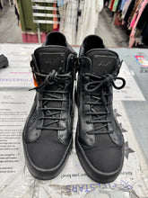 Load image into Gallery viewer, giuseppe zanotti Mens Athletic Shoes Mens 7 40
