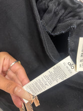 Load image into Gallery viewer, Alo Athletic Shorts Size Extra Small
