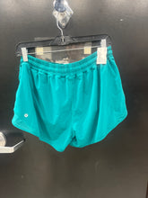 Load image into Gallery viewer, Lululemon Athletic Shorts Size Small 755
