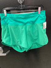 Load image into Gallery viewer, Lulu Lemon Athletic Shorts Size 7/8
