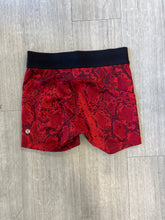 Load image into Gallery viewer, Lululemon Athletic Shorts Size Small 0666
