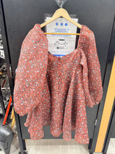 Load image into Gallery viewer, SELKIE Dress Size Extra Large
