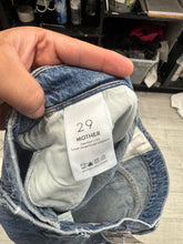 Load image into Gallery viewer, Mother Denim Size 7/8 (29) 8902

