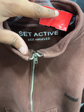 Load image into Gallery viewer, Set Active Outerwear Size Medium
