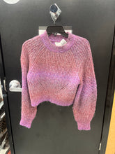 Load image into Gallery viewer, Lovers+Friends Sweater Size Small
