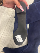 Load image into Gallery viewer, Stuart Weitzman Boots
