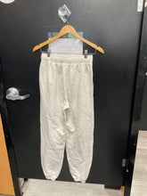Load image into Gallery viewer, Alo Athletic Pants Size Small 1594
