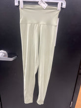 Load image into Gallery viewer, Set Active Athletic Pants Size Extra Small 603
