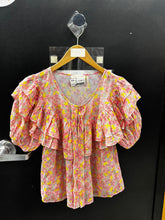 Load image into Gallery viewer, Love Shake Fancy Short Sleeve Small 4532
