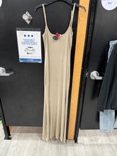 Load image into Gallery viewer, Skims Maxi Dress Size Extra Large
