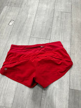 Load image into Gallery viewer, Lulu Lemon Athletic Shorts Size 4 5724
