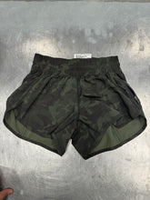 Load image into Gallery viewer, Lulu Lemon Athletic Shorts Size 6
