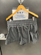 Load image into Gallery viewer, Free People NWT Athletic Shorts Size Large
