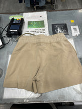 Load image into Gallery viewer, Lulu Lemon Athletic Shorts Size Medium
