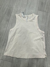Load image into Gallery viewer, Lulu Lemon Athletic Top Size 2

