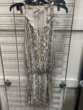 Load image into Gallery viewer, Sosia dress size S
