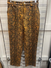 Load image into Gallery viewer, Hours Pants Size 0 (24)
