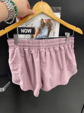 Load image into Gallery viewer, Lulu Lemon Athletic Shorts Size 10 9715
