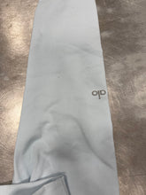 Load image into Gallery viewer, Alo Athletic Pants Size Small
