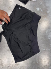 Load image into Gallery viewer, Lulu Lemon Athletic Shorts Size 7/8
