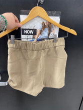 Load image into Gallery viewer, Lulu Lemon Athletic Shorts Size 4 0300
