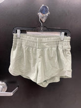 Load image into Gallery viewer, Lulu Lemon Athletic Shorts Size 7/8 2447
