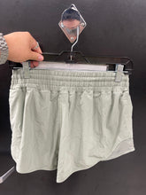 Load image into Gallery viewer, Lulu Lemon Athletic Shorts Size 7/8 2447
