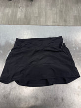 Load image into Gallery viewer, Lulu Lemon Athletic Shorts Size 8
