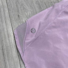 Load image into Gallery viewer, Lulu Lemon Athletic Shorts Size 7/8
