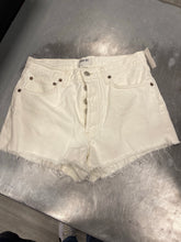 Load image into Gallery viewer, Agolde Shorts Size 3/4
