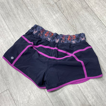 Load image into Gallery viewer, Lulu Lemon Athletic Shorts Size 5/6
