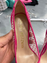 Load image into Gallery viewer, Stuart Weitzman Dress Shoes Womens 6.5
