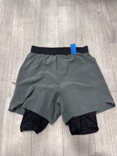 Load image into Gallery viewer, Lulu Lemon Athletic Shorts Size Small 6154
