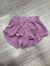 Load image into Gallery viewer, Lulu Lemon Athletic Shorts Size 0 Lavender
