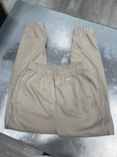 Load image into Gallery viewer, Gymshark Athletic Shorts Size 7/8

